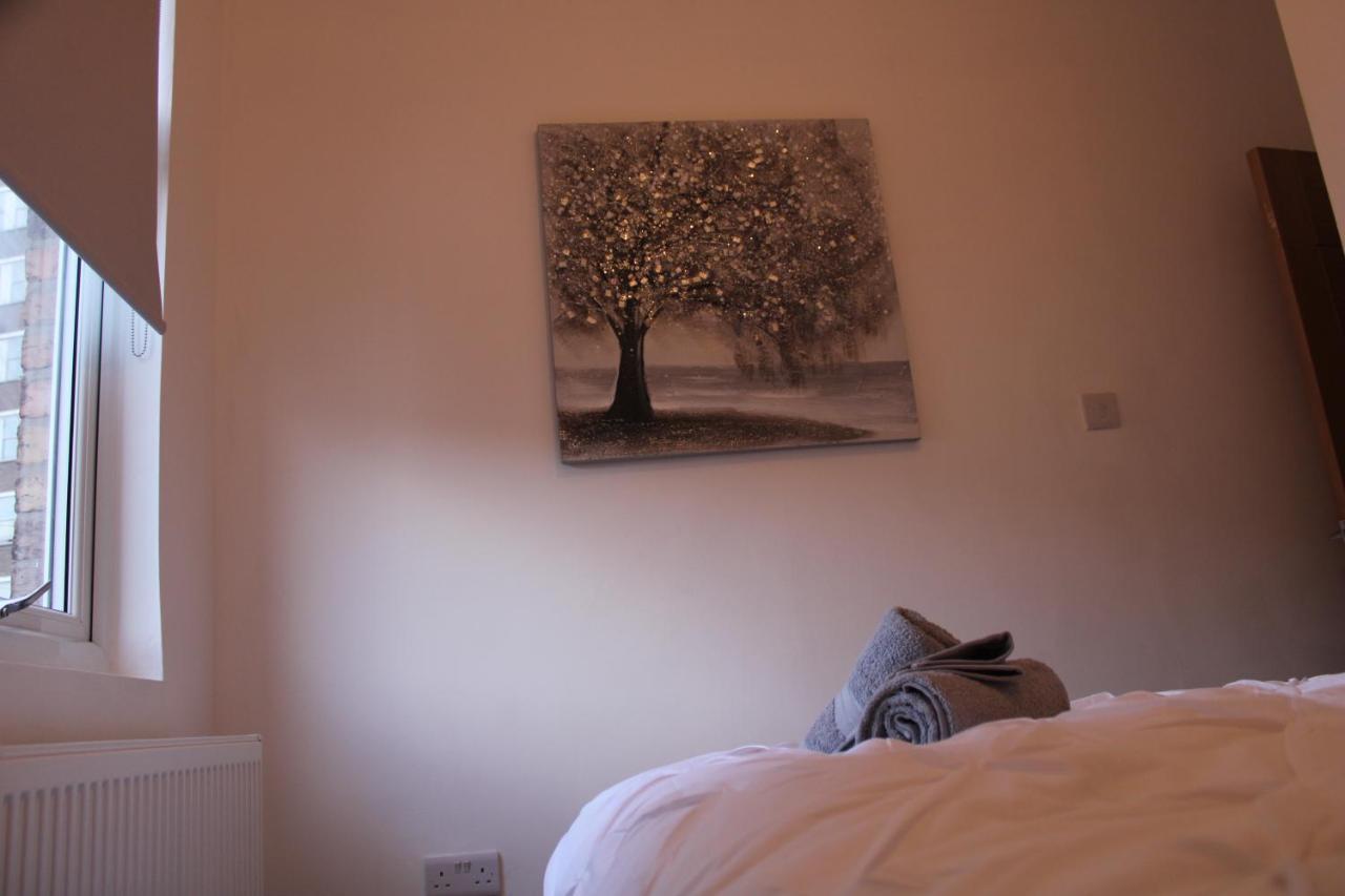 Beautiful, Spacious, Old Trafford Home Манчестер Екстер'єр фото