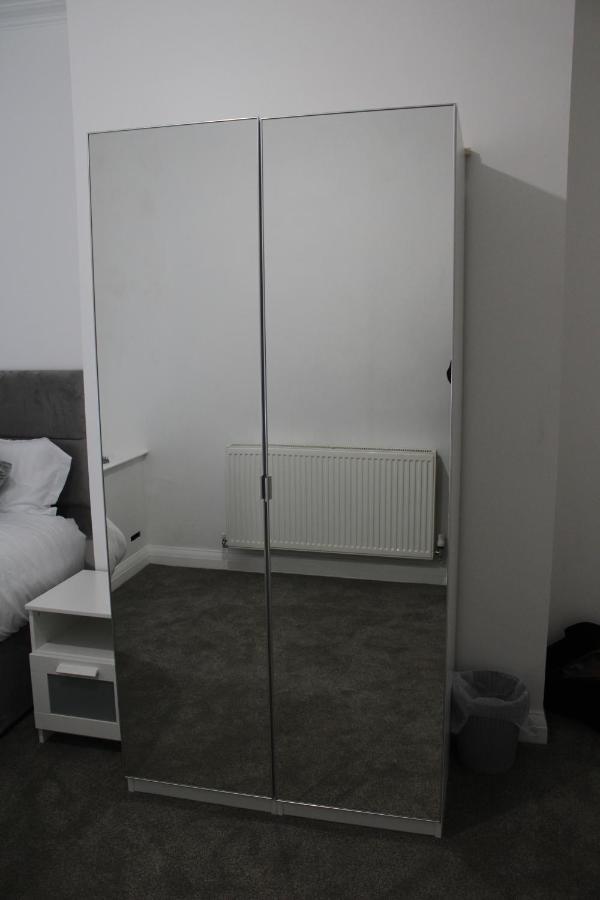 Beautiful, Spacious, Old Trafford Home Манчестер Екстер'єр фото